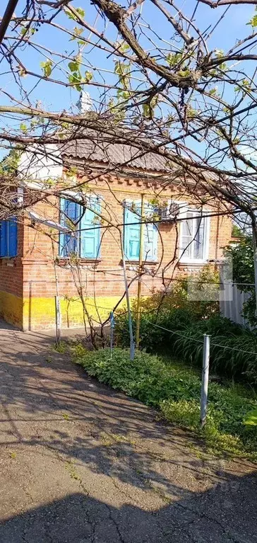 Дом в Краснодарский край, Тимашевск Вокзальная ул. (61 м) - Фото 1