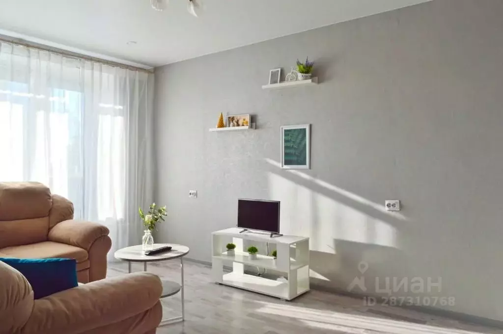 2-к кв. Татарстан, Казань Калуга жилмассив, ул. Центральная, 35 (40.0 ... - Фото 1