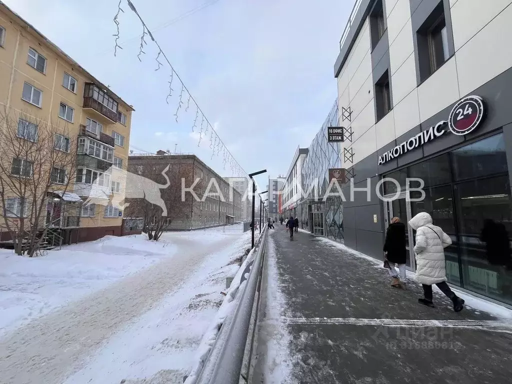 Торговая площадь в Новосибирская область, Новосибирск Геодезическая ... - Фото 1