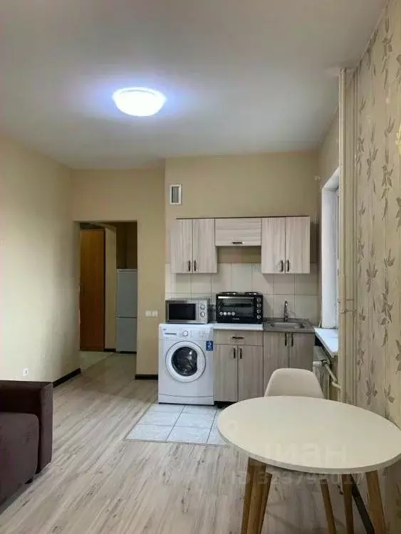 Студия Иркутская область, Иркутск Зимняя ул., 1/4 (27.1 м) - Фото 1