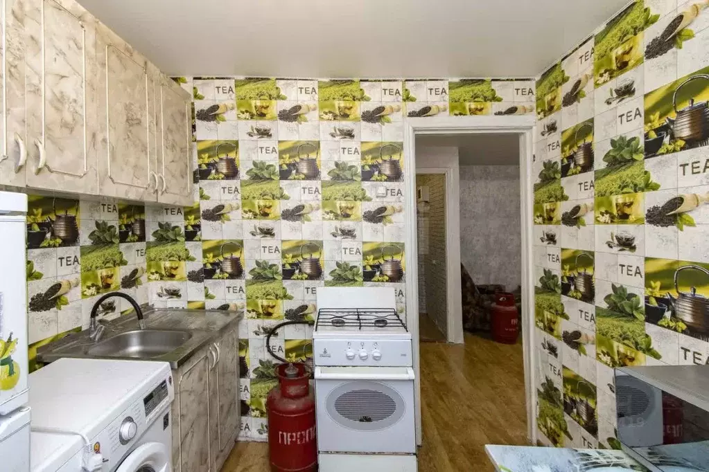 2-к кв. Тюменская область, Тюменский муниципальный округ, Боровский ... - Фото 0