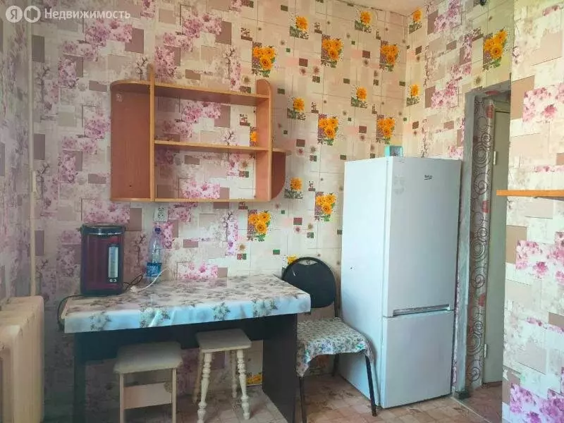 2-комнатная квартира: Артём, улица Стрельникова, 50 (48 м) - Фото 2
