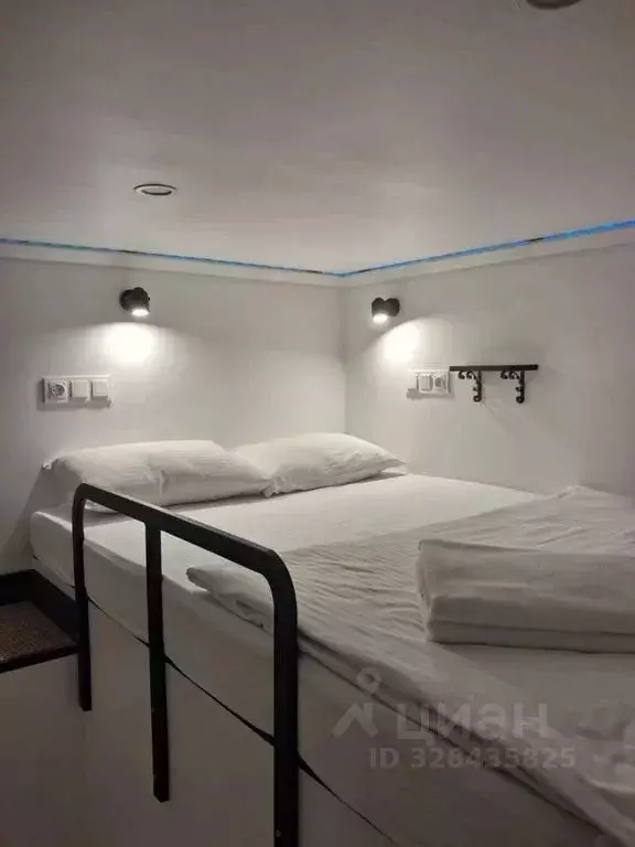 Комната Москва ул. Буженинова, 2 - Фото 0