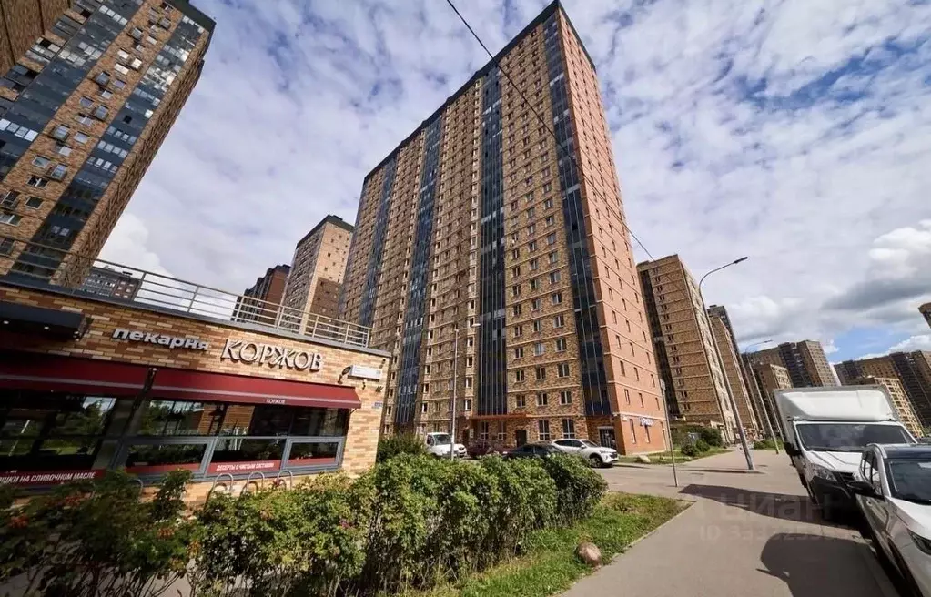 3-к кв. Санкт-Петербург пос. Парголово, Заречная ул., 40к1 (79.5 м) - Фото 2