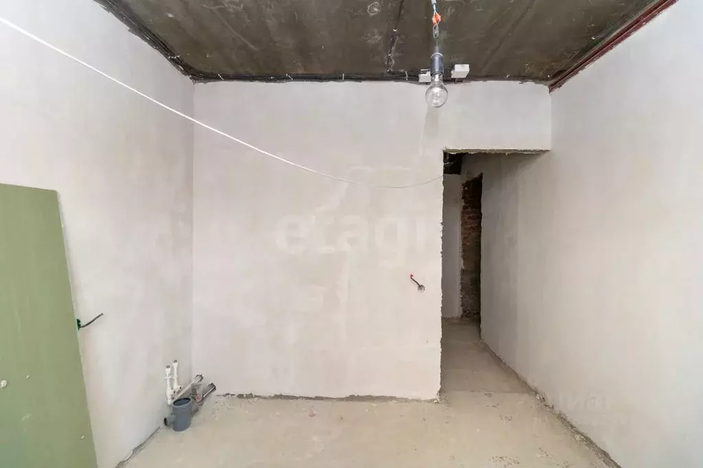 3-к кв. Тюменская область, Тюмень Заречный проезд, 6 (58.7 м) - Фото 1