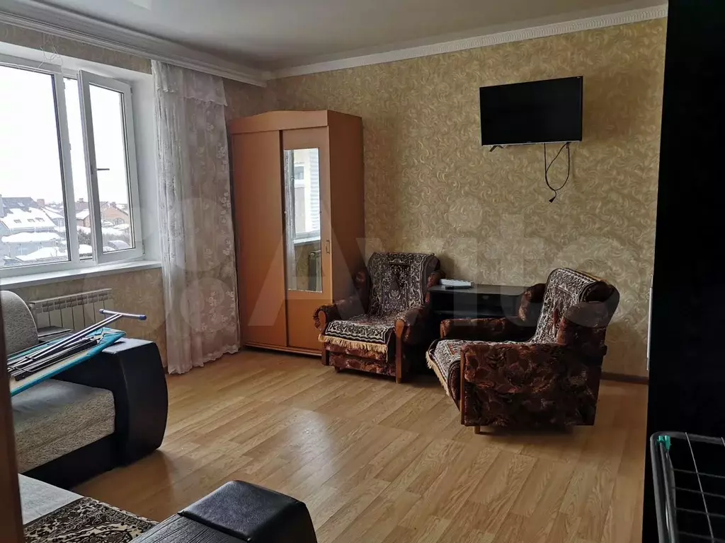 1-к. квартира, 40 м, 4/4 эт. - Фото 0