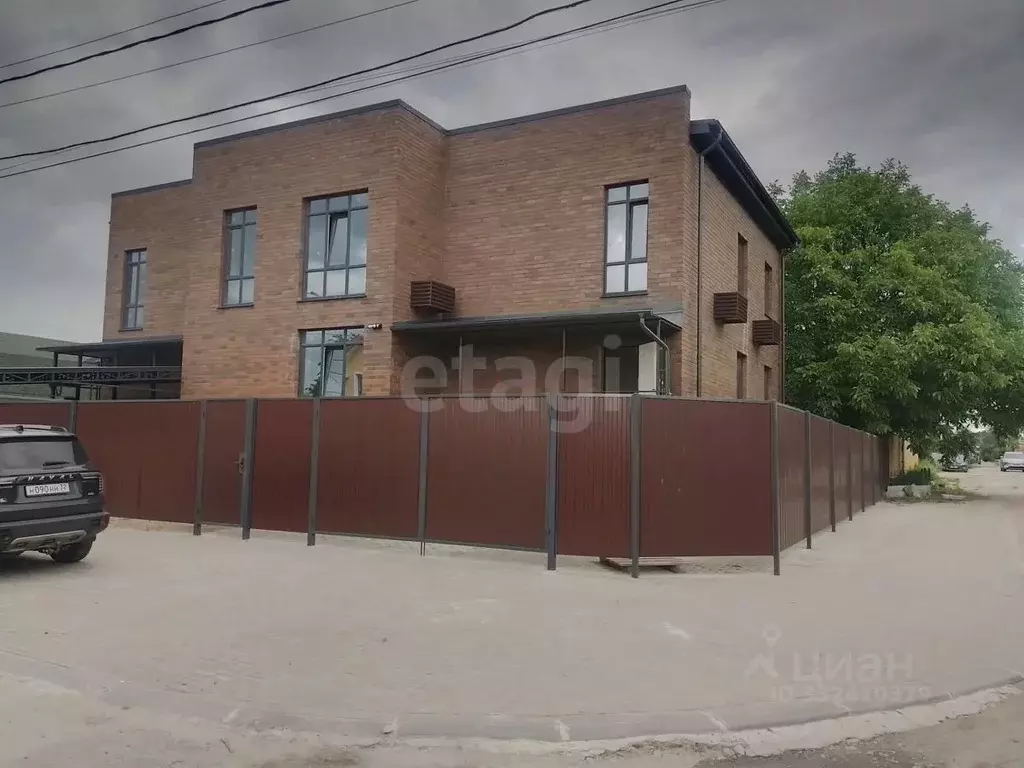 Таунхаус в Брянская область, Брянск ул. Ломоносова (160 м) - Фото 1