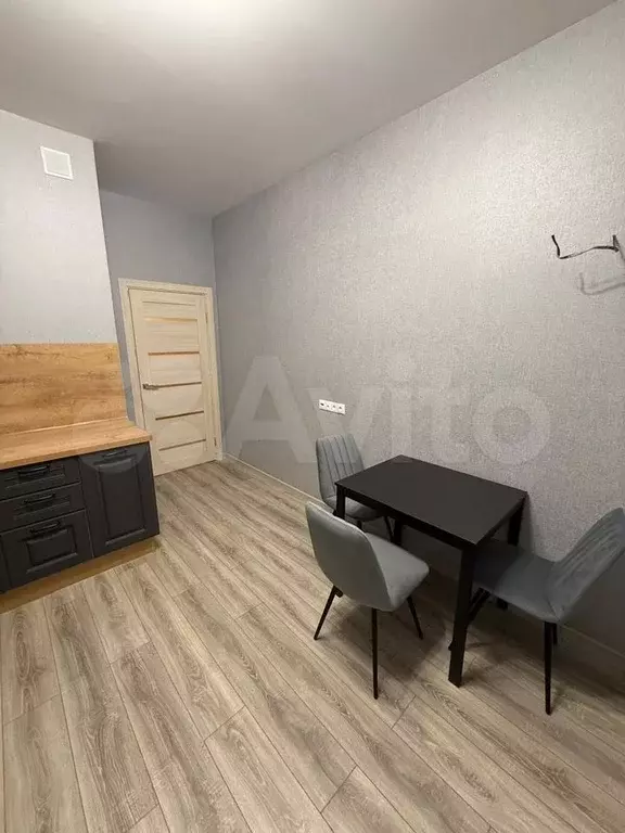 1-к. квартира, 40 м, 4/16 эт. - Фото 1