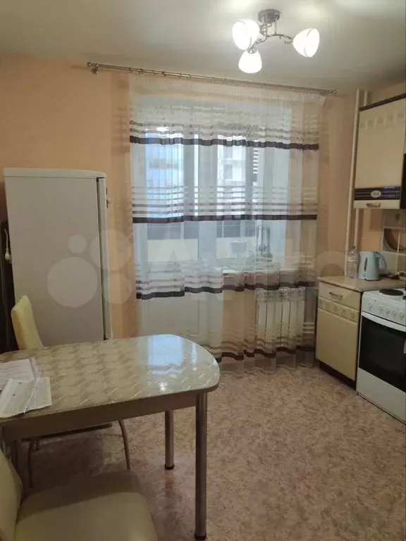 2-к. квартира, 60 м, 4/17 эт. - Фото 1