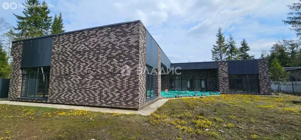 Дом в Одинцовский городской округ, ДНТ Топаз, 317А (270 м) - Фото 0
