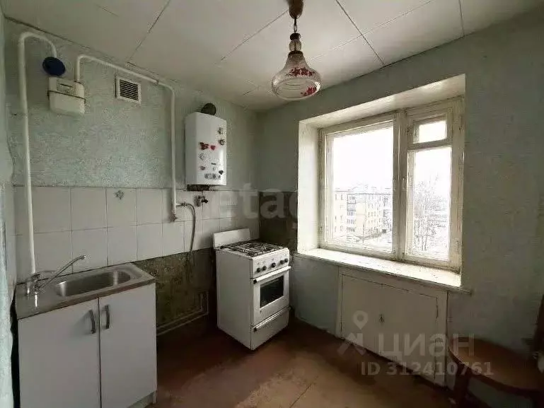 3-к кв. Вологодская область, Великий Устюг ул. Виноградова, 68 (56.9 ... - Фото 1