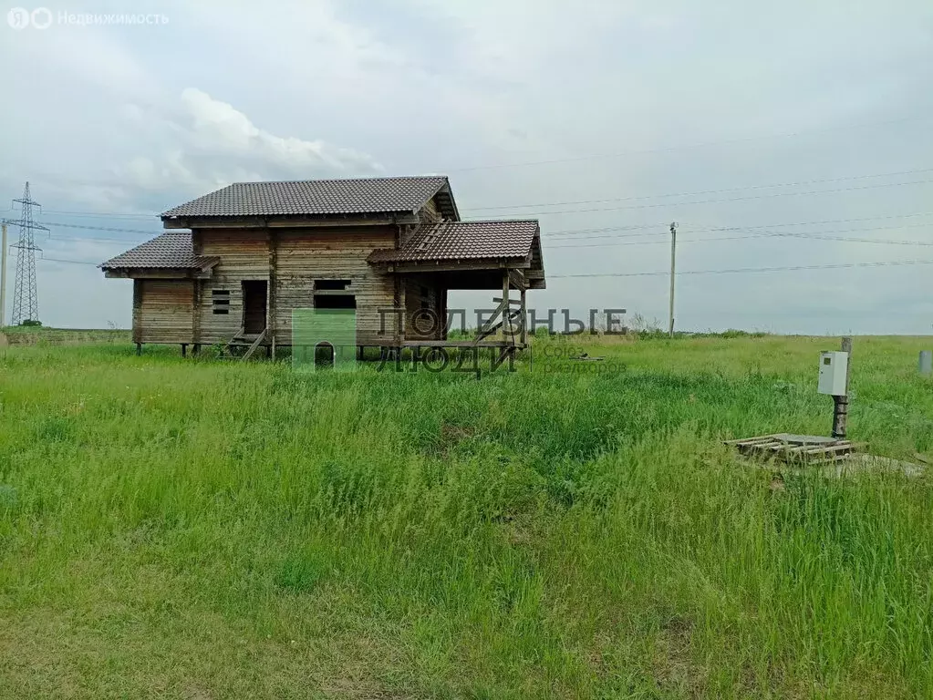 Дом в городской округ Красноярск, городской посёлок Берёзовка, улица ... - Фото 1