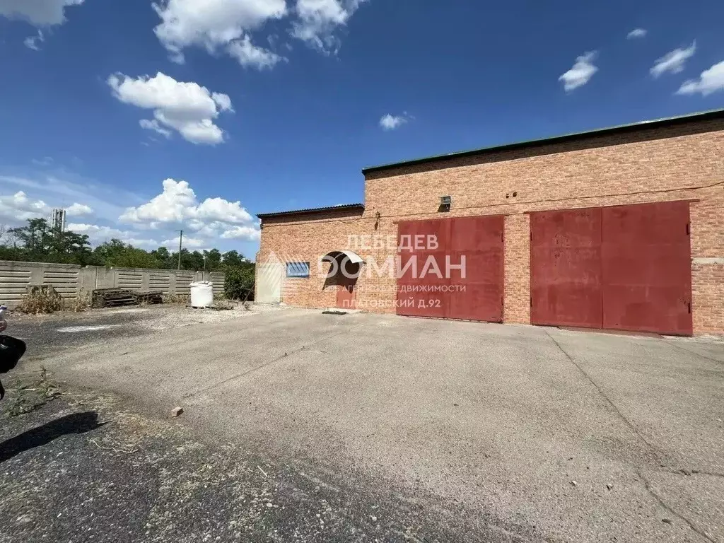 Помещение свободного назначения в Ростовская область, Азов Азовский ... - Фото 1