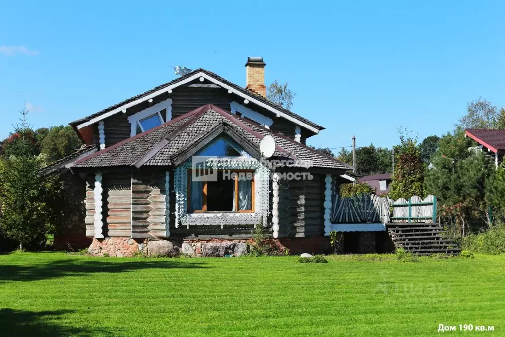 Дом в Новгородская область, Валдай ул. Белова, 3 (300 м) - Фото 0