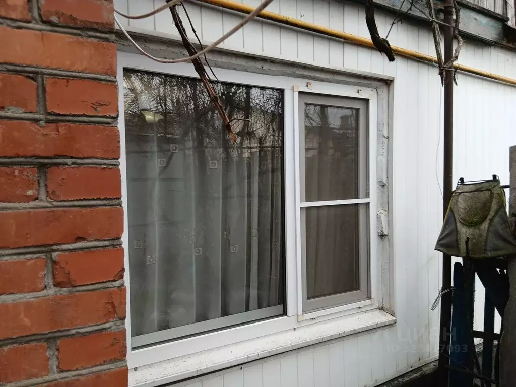 2-к кв. Краснодарский край, Абинский район, Ахтырское городское ... - Фото 2