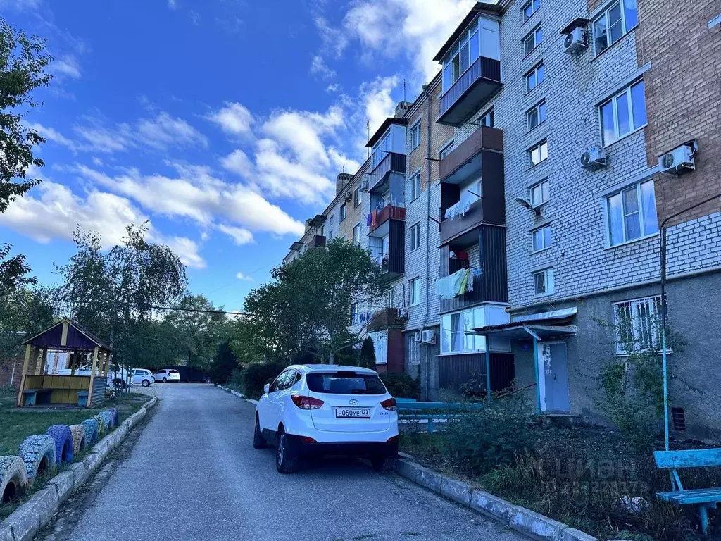 2-к кв. Краснодарский край, Апшеронск Лесозаводская ул., 147 (50.7 м) - Фото 1