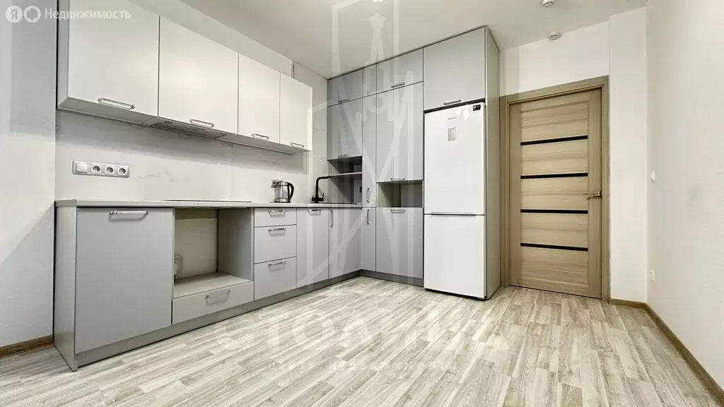 2-комнатная квартира: Екатеринбург, улица Блюхера, 42 (54.8 м) - Фото 1