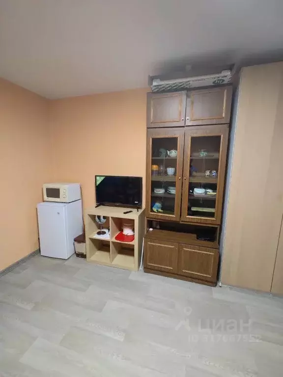 Комната Санкт-Петербург ул. Брянцева, 15 (17.0 м) - Фото 1
