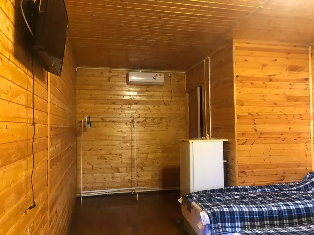 Дом в Краснодарский край, Темрюкский район, Голубицкое с/пос, ... - Фото 1