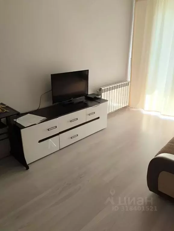 2-к кв. Карелия, Медвежьегорск ул. Артемьева, 27 (37.6 м) - Фото 0