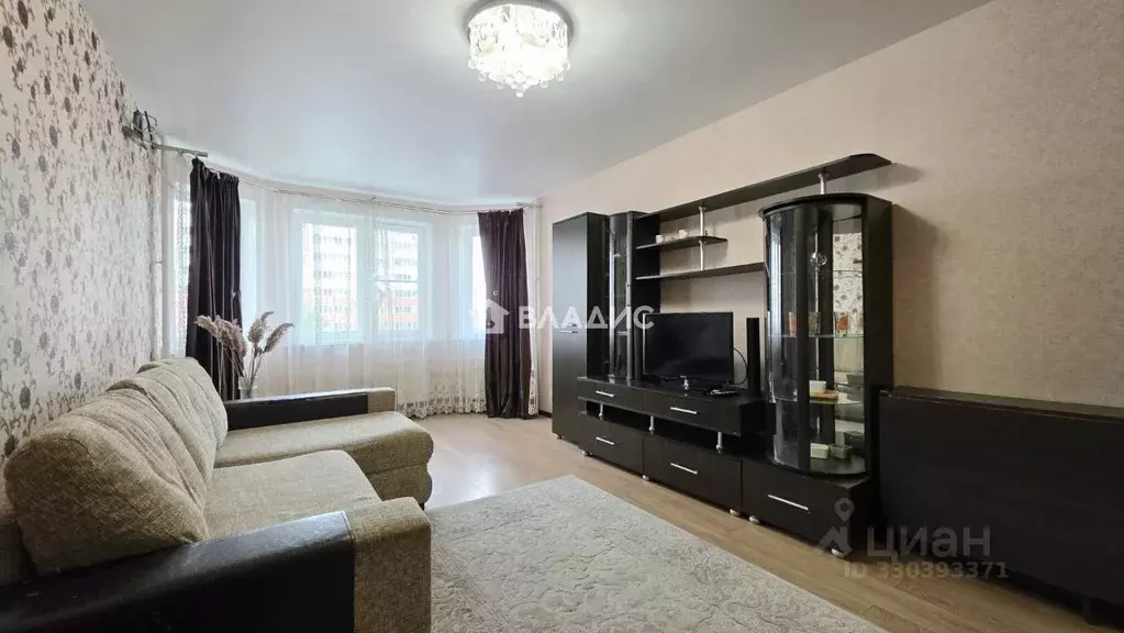 2-к кв. Липецкая область, Липецк ул. И.В. Свиридова, 20к4 (71.1 м) - Фото 1