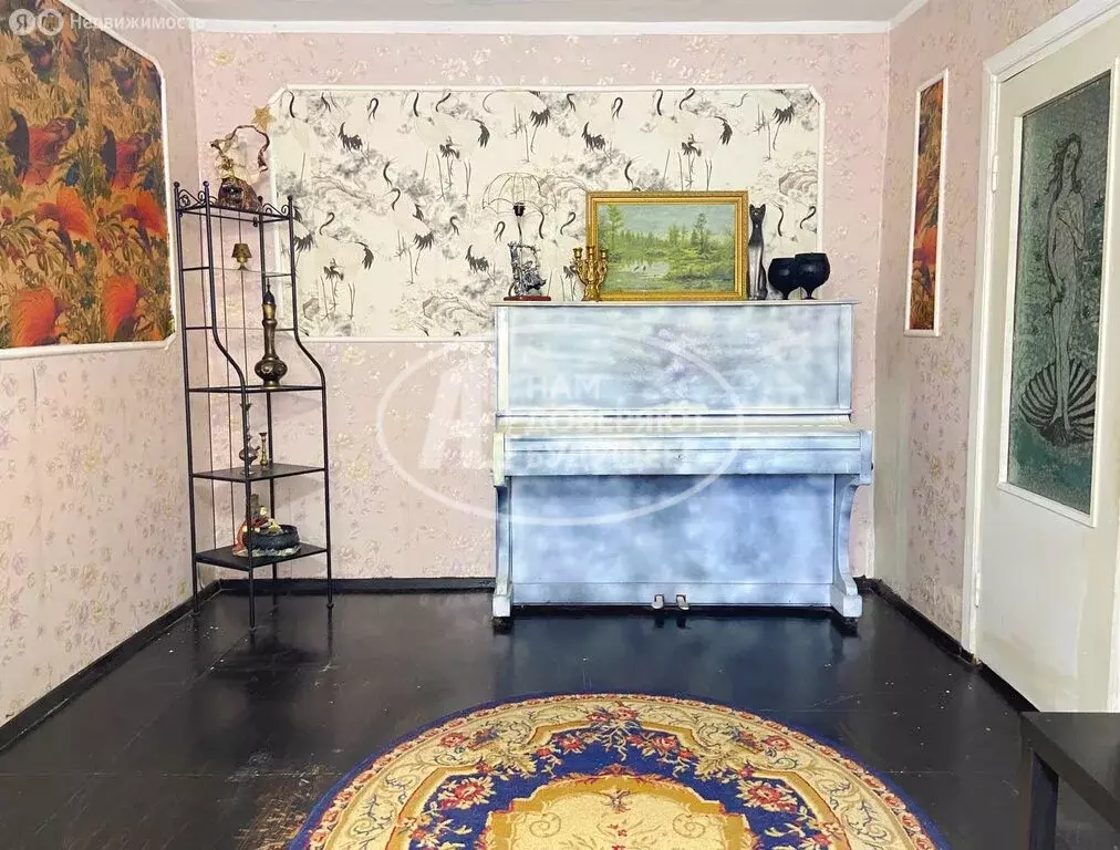 Квартира-студия: Добрянка, улица Герцена, 49 (72 м) - Фото 1