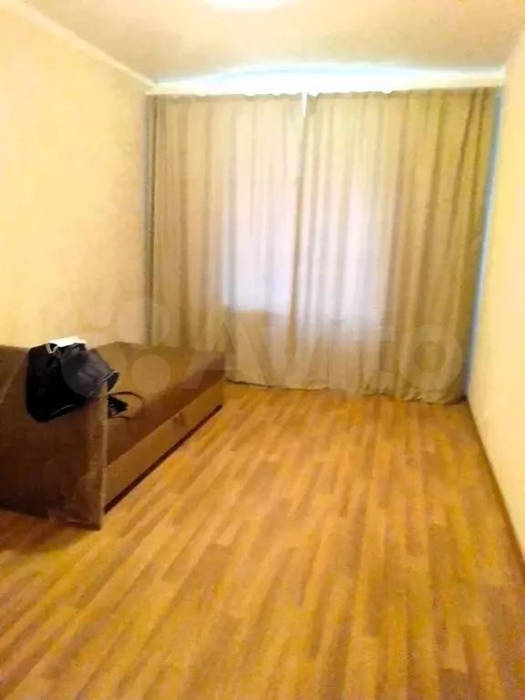 Комната 16 м в 3-к., 3/3 эт. - Фото 0