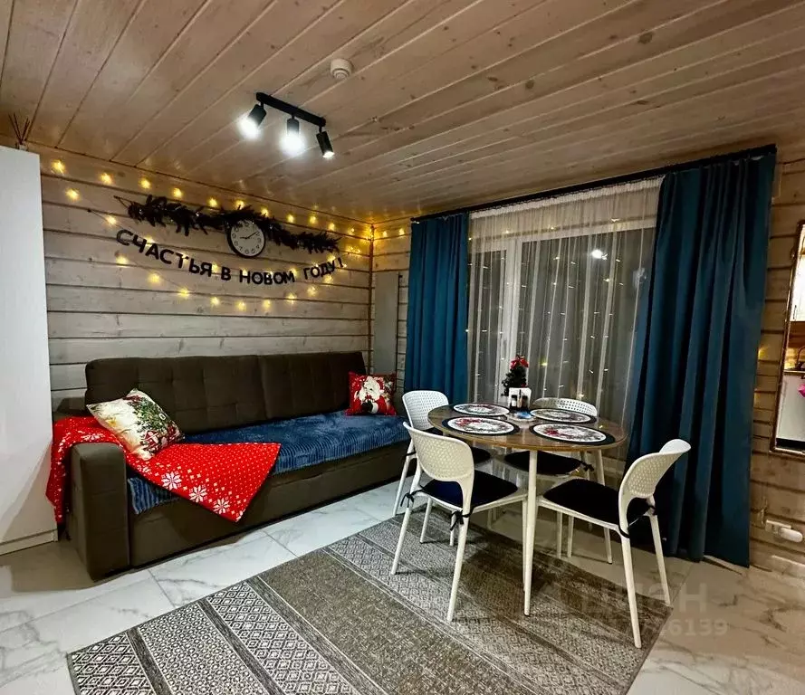 Дом в Алтай, Чемальский район, с. Чемал ул. Школьная, 14 (40 м) - Фото 1