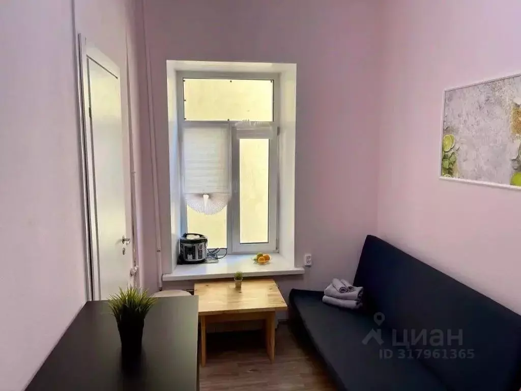 1-к кв. Санкт-Петербург 9-я Васильевского острова линия, 48 (15.0 м) - Фото 0