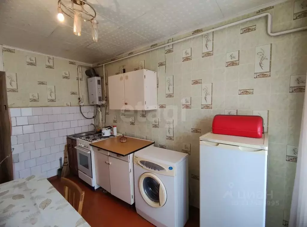 2-к кв. Белгородская область, Бирюч Красногвардейский район, ... - Фото 0