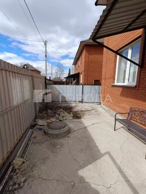 Дом в Новосибирская область, Новосибирск ул. Бирюсинка, 16 (165 м) - Фото 1