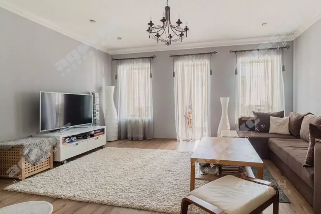 Дом в Ленинградская область, Ломоносовский район, Лебяженское ... - Фото 0