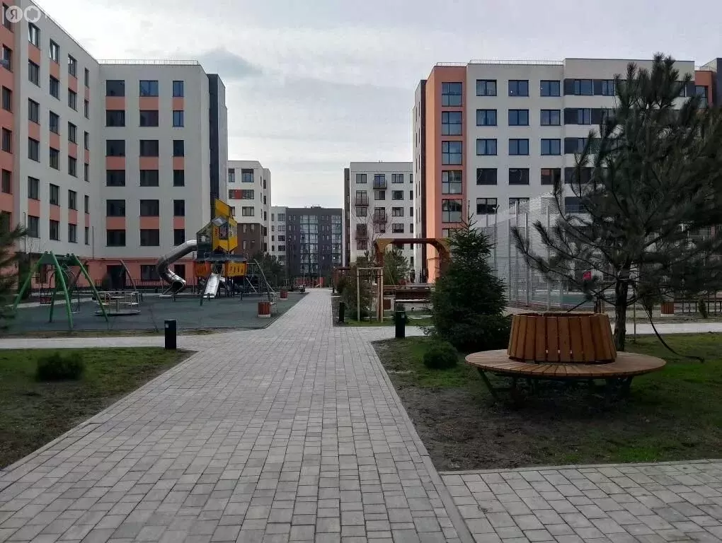 2-комнатная квартира: Гурьевск, улица Героя России Катериничева, 2 ... - Фото 1