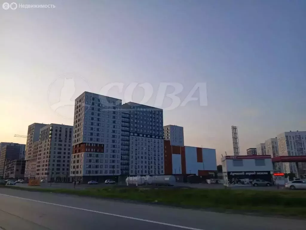 1-комнатная квартира: Тюмень, Интернациональная улица, 199к9 (45 м) - Фото 1