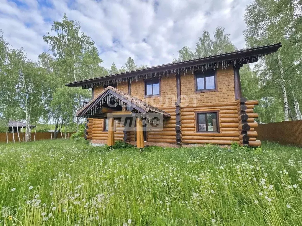Дом в Тульская область, Суворов Дачная ул., 12 (227 м) - Фото 1
