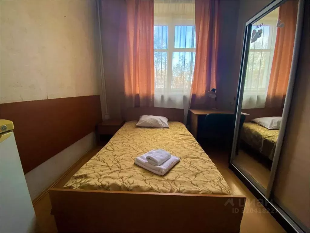 Комната Свердловская область, Екатеринбург ул. Красноармейская, 1 ... - Фото 2