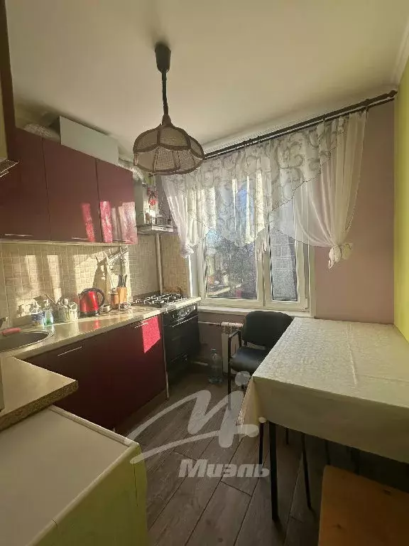 Продается 2-комнатная квартира - Фото 1