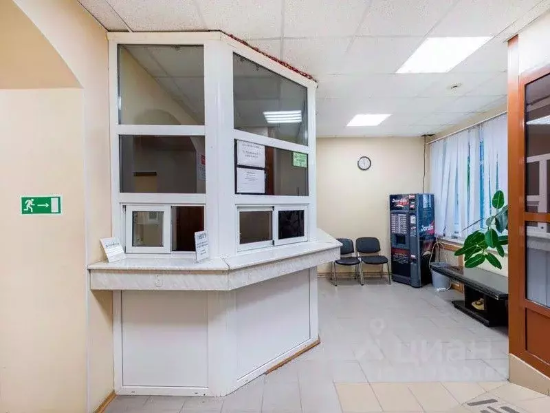 Склад в Санкт-Петербург Уральская ул., 19к8 (21 м) - Фото 1