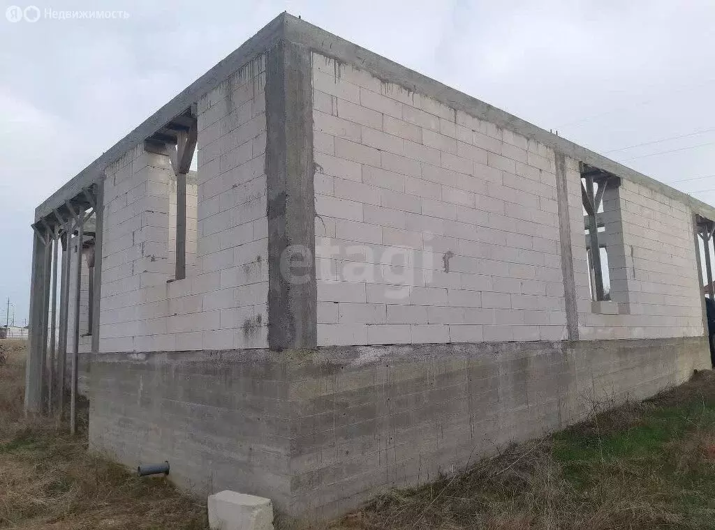 Дом в посёлок городского типа Гвардейское, Таврическая улица (120 м) - Фото 1