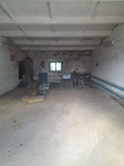 Гараж в Оренбургская область, Красногвардейский район, Плешановский ... - Фото 1