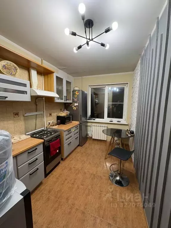 3-к кв. Волгоградская область, Волгоград бул. 30-летия Победы, 76 ... - Фото 1