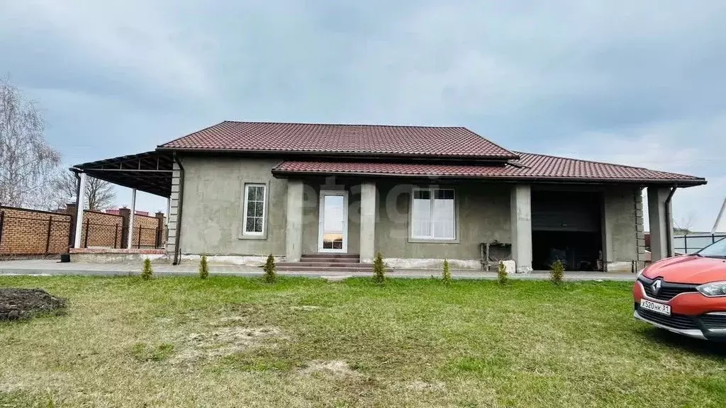 Дом в Белгородская область, Борисовский район, Крюковское с/пос, с. ... - Фото 1