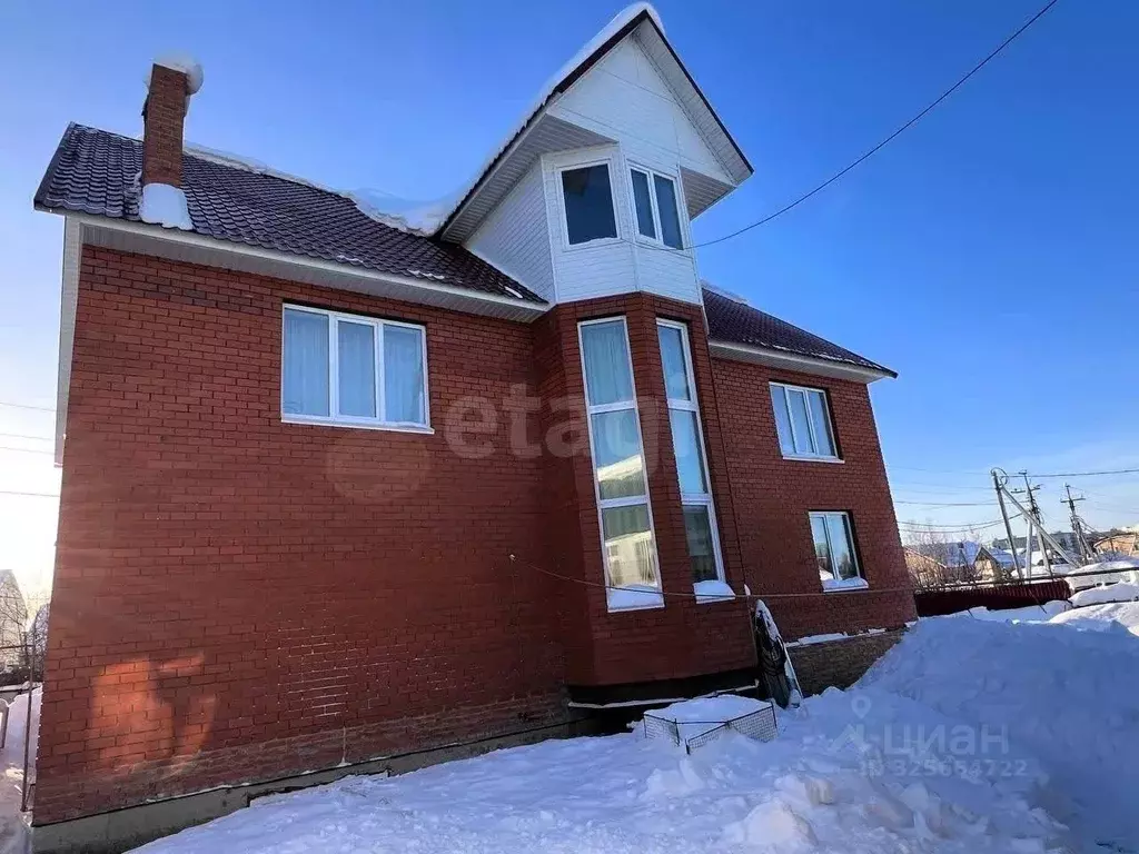 Дом в Ханты-Мансийский АО, Нягань ул. Кольцевая, 7 (245 м) - Фото 1