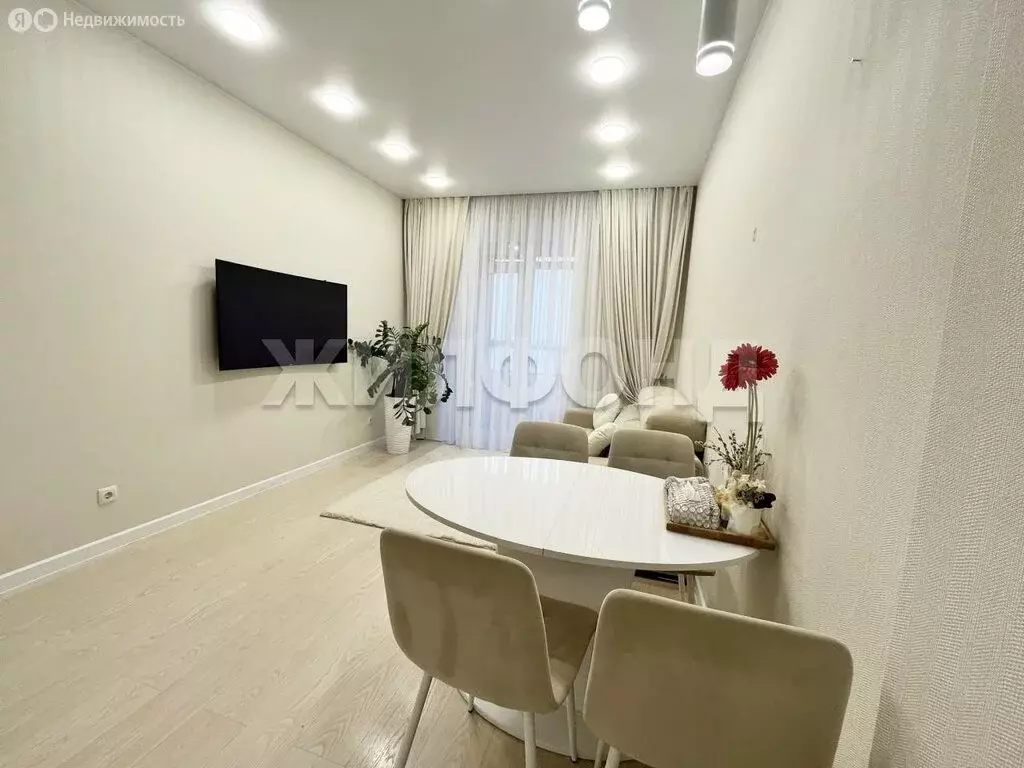 2-комнатная квартира: Новосибирск, Фабричная улица, 65 (41.1 м) - Фото 2