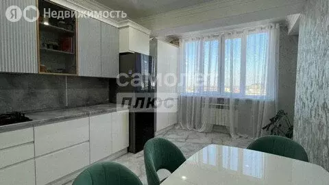 3-комнатная квартира: город Кизилюрт, улица Гагарина, 38П (120 м) - Фото 1