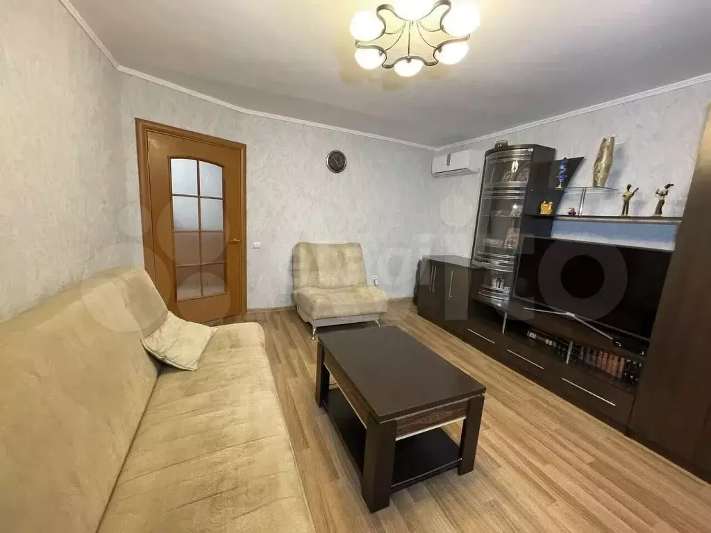 3-к. квартира, 56 м, 1/2 эт. - Фото 1