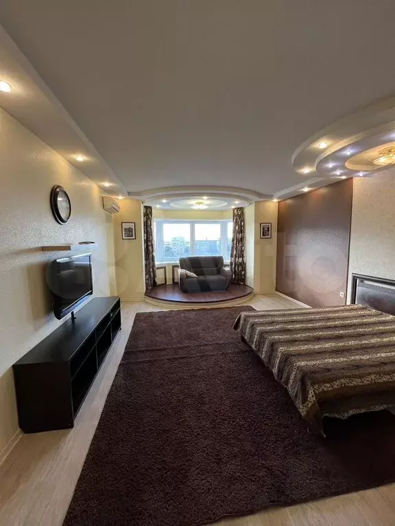 2-к. квартира, 80 м, 8/10 эт. - Фото 1