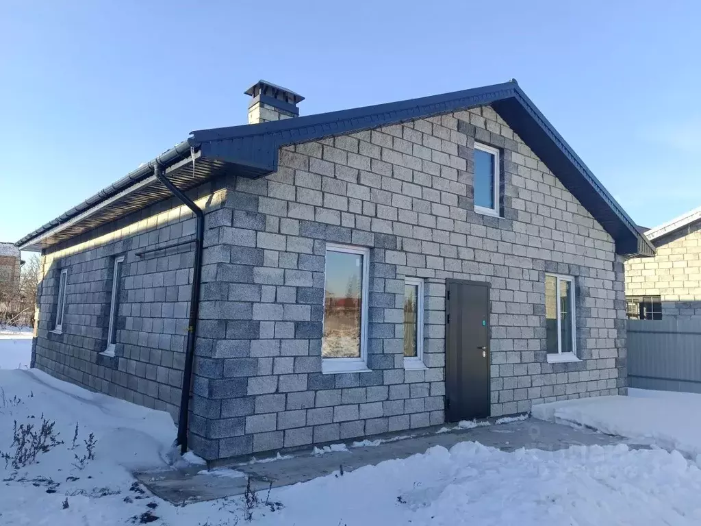 Дом в Самарская область, Ставропольский район, с. Подстепки ... - Фото 1