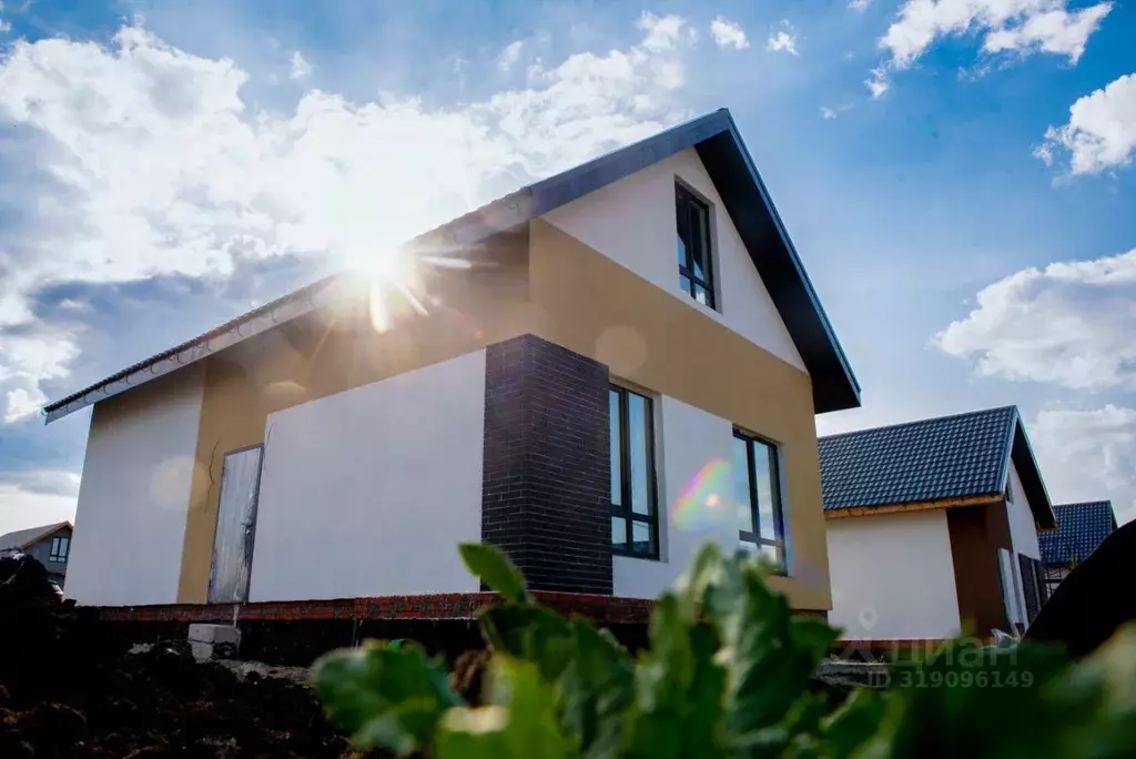 Дом в Пензенская область, Пензенский район, Засечный сельсовет, с. ... - Фото 1