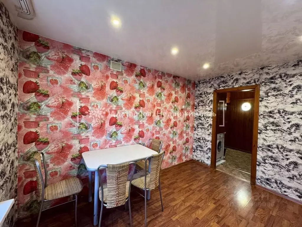 2-к кв. Томская область, Томск ул. Александра Угрюмова, 4 (53.9 м) - Фото 1